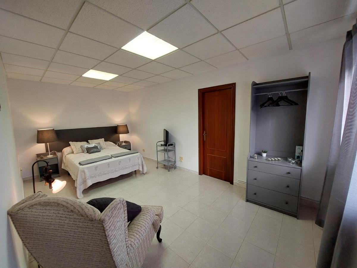 Acogedora Casa De Campo Neda Exterior photo